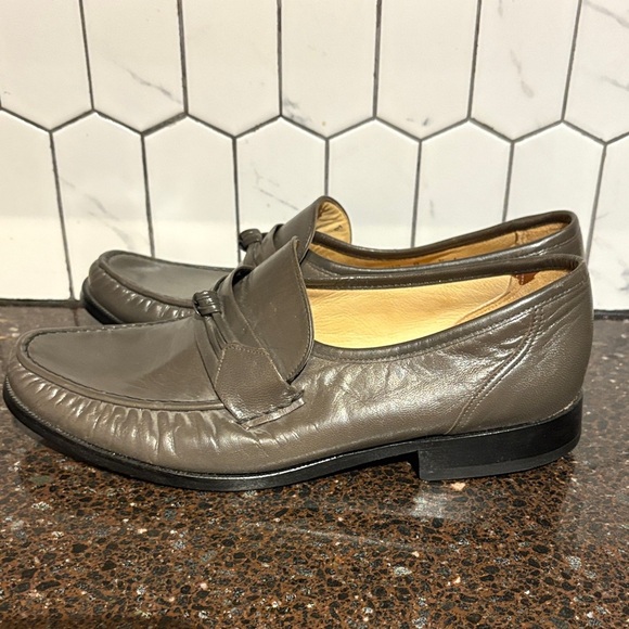 Jarman Dark Gray Leather Loafers for Men, size 8 - Picture 5 of 10